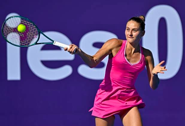 Qatar TotalEnergies Open - Day 3 Marta Kostyuk of Ukraine is in action during her second-round match against Anastasia Pavlyuchenkova at the WTA, Tennis Damen 1000-Qatar TotalEnergies Open tennis tournament at the Khalifa International Tennis Complex in Doha, Qatar, on February 13, 2024. DOHA Qatar  Copyright: xNoushadxThekkayilx originalFilename:varittyakkal-qatartot240213_npBDA.jpg