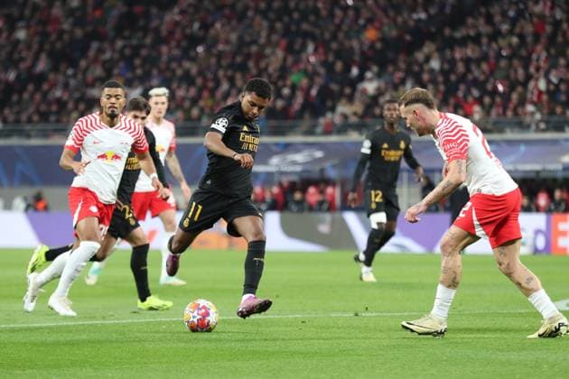Champions League, Achtelfinale: RB Leipzig vs. Real Madrid, 13.02.24 Rodrygo (11, Real Madrid) mit dem Schussversuch. Fussball, UEFA Champions League, Saison 2023 2024, Achtelfinale: RB Leipzig vs. Real Madrid am 13.02.24 in der Red Bull Arena, Leipzig. Copyright: xBEAUTIFULxSPORTS JanxKaeferx