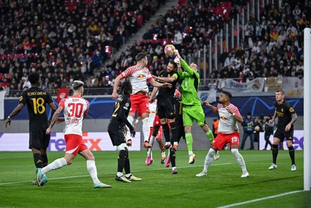 13.02.2024, Fussball, UCL, UEFA Champions League, Achtelfinale, Saison 2023 2024, RB Leipzig - Real Madrid, Torchance RB Leipzig xRHR-FOTO TKx Copyright: TeresaxKroeger RHR-FOTOx RHR-FOTO TK