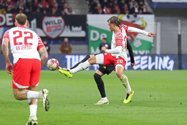 Champions League, Achtelfinale: RB Leipzig vs. Real Madrid, 13.02.24 Xavi Simons (20, RB Leipzig). Fussball, UEFA Champions League, Saison 2023 2024, Achtelfinale: RB Leipzig vs. Real Madrid am 13.02.24 in der Red Bull Arena, Leipzig. Copyright: xBEAUTIFULxSPORTS JanxKaeferx