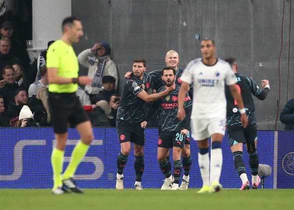 13.02.2024, Fussball UEFA Champions League 2023 2024, Achtelfinale, FC Kopenhagen - Manchester City , im Parken-Stadion Kopenhagen. Jubel Manchester City zum Tor zum 1:2