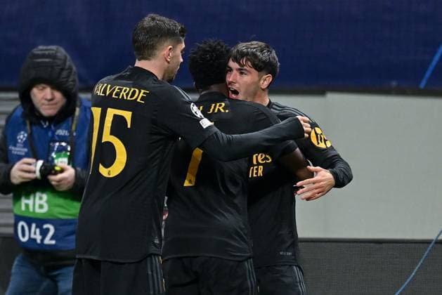 13.02.2024, Fussball, UCL, UEFA Champions League, Achtelfinale, Saison 2023 2024, RB Leipzig - Real Madrid, Brahim Diaz (Real Madrid) freut sich über das Tor zum 1:0 für Real Madrid mit der Mannschaft. xRHR-FOTO TKx Copyright: TeresaxKroeger RHR-FOTOx RHR-FOTO TK