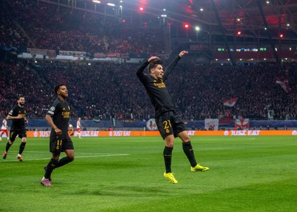 Fussball, Herren, Saison 2023 2024, UEFA Champions League (Achtelfinale, Hinspiel), RB Leipzig - Real Madrid, v. l. Vinicius Junior, Brahim Diaz (beide Madrid), Jubel nach dem Tor zum 1:0, 13.02. 2024, Copyright: xSebastianxRäppold MatthiasxKochx