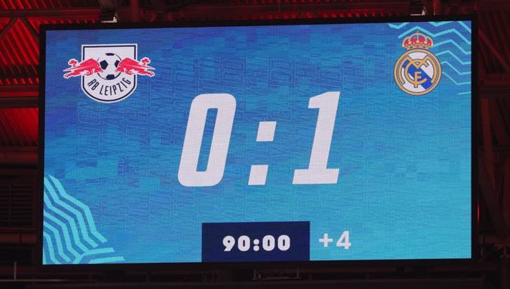 RB Leipzig - Real Madrid Champions League Leipzig, 13.02.2024, Red Bull Arena, Fussball, UEFA Champions League, Achtelfinale , RB Leipzig vs. Real Madrid , Im Bild: Der Endstand des Spieles an der Anzeigetafel. , Only editorial use. , UEFA regulations prohibit any use of photographs as image sequences and or quasi-video ,