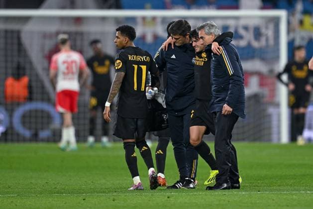 13.02.2024, Fussball, UCL, UEFA Champions League, Achtelfinale, Saison 2023 2024, RB Leipzig - Real Madrid, Brahim Diaz (Real Madrid) muss verletzt vom Platz. xRHR-FOTO TKx Copyright: TeresaxKroeger RHR-FOTOx RHR-FOTO TK