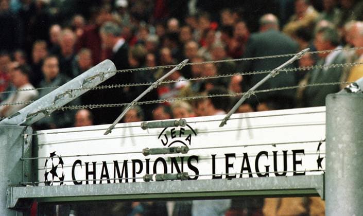 Onderwerp Subject: PSV - Glasgow Rangers champions league groep F Philipsstadion Eindhoven Seizoen Season:1999 2000 FOTO PHOTO: Champions League bord Champions League sign Trefwoorden Keywords : champions league L EINDHOVEN NLD Content not available for redistribution in The Netherlands directly or indirectly through any third parties. Copyright: xBSRxAgencyx 992222425.jpg EDITORIAL USE ONLY