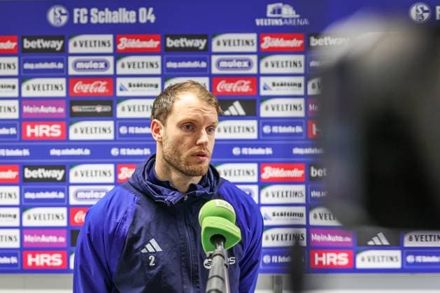 14.02.2024, Fussball, Saison 2023 2024, 2. Bundesliga, Training FC Schalke 04, Thomas Ouwejan (FC Schalke 04) Gelsenkirchen NRW Deutschland xRHR-FOTO TRx