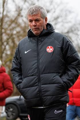 Friedhelm Funkel (Trainer 1.FC Kaiserslautern), Training, 1. FC Kaiserslautern , Fussball, 2. Bundesliga, Saison 2023 2024, 14.02.2024 Friedhelm Funkel (Trainer 1.FC Kaiserslautern), Training, 1. FC Kaiserslautern , Fussball, 2. Bundesliga, Saison 2023 2024, 14.02.2024 Kaiserslautern
