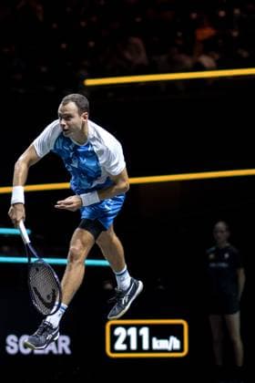 ROTTERDAM - Roman Safiullin (RUS) in action against Holger Rune (DEN) on the third day of the ABN AMRO Open tennis tournament in Ahoy. ANP SANDER KONING Third day 2024 xVIxANPxSportx xxANPxIVx 491108171 originalFilename: 491108171.jpg