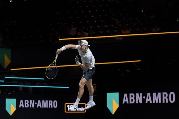 ROTTERDAM - Holger Rune (DEN) in action against Roman Safiullin (RUS) on the third day of the ABN AMRO Open tennis tournament in Ahoy. ANP SANDER KONING Third day 2024 xVIxANPxSportx xxANPxIVx 491108913 originalFilename: 491108913.jpg