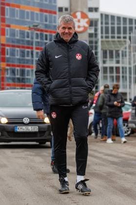 Friedhelm Funkel (Trainer 1.FC Kaiserslautern), Training, 1. FC Kaiserslautern , Fussball, 2. Bundesliga, Saison 2023 2024, 14.02.2024 Friedhelm Funkel (Trainer 1.FC Kaiserslautern), Training, 1. FC Kaiserslautern , Fussball, 2. Bundesliga, Saison 2023 2024, 14.02.2024 Kaiserslautern