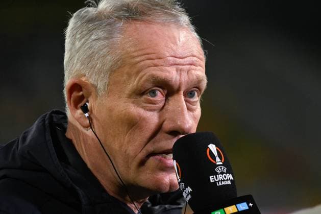 Christian Streich ( coach Fribourg ) during the UEFA Europa League match between Racing Club Lens and SC Freiburg at Stade Felix Bollaert on February 15, 2024 in Lens, France. ( Photo by federico pestellini panoramic ) - FOOTBALL : Lens vs Fribourg - Europa League - 15 02 2024 FedericoPestellini Panoramic 