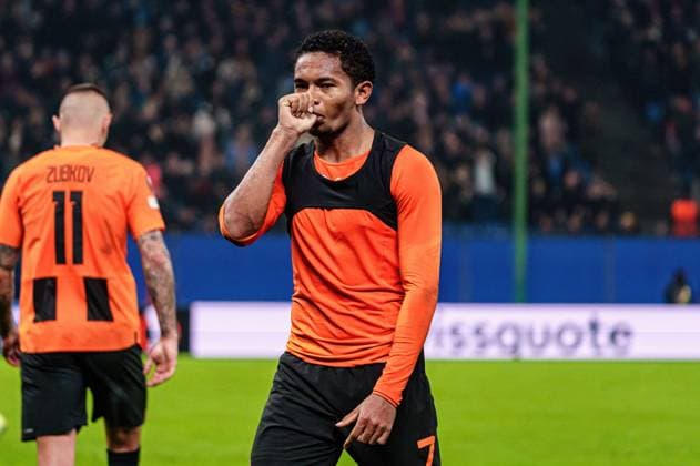 Torjubel Jubel Eguinaldo (Schachtar Donezk, 07) nach Tor zum 2:2 GER, Schachtar Donezk vs. Olympique de Marseille, Fussball, Europa League, Play-offs, Saison 2023 2024, 15.02.2024 GER, Schachtar Donezk vs. Olympique de Marseille, Fussball, Europa League, Play-offs, Saison 2023 2024, 15.02.2024 Hamburg Copyright: xEibner-Pressefoto MarcelxvonxFehrnx EP_MFN