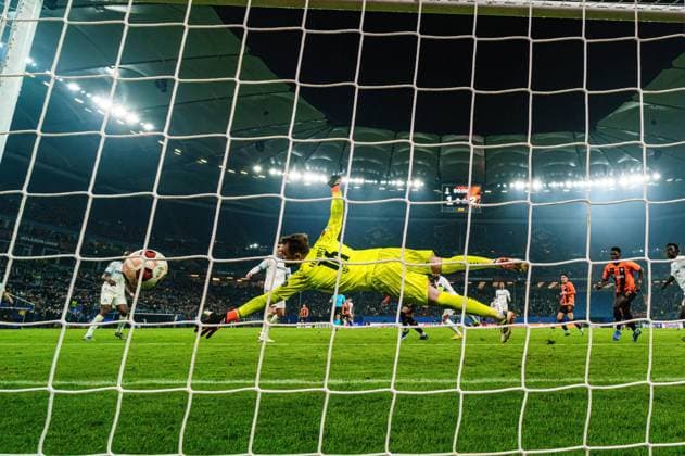 Tor zum 2:2 Eguinaldo (Schachtar Donezk, 07), Remote Hintertor GER, Schachtar Donezk vs. Olympique de Marseille, Fussball, Europa League, Play-offs, Saison 2023 2024, 15.02.2024 GER, Schachtar Donezk vs. Olympique de Marseille, Fussball, Europa League, Play-offs, Saison 2023 2024, 15.02.2024 Hamburg Copyright: xEibner-Pressefoto MarcelxvonxFehrnx EP_MFN
