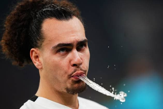 Sport Themen der Woche KW07 Sport Bilder des Tages Foto Spada LaPresse 15 Febbraio 2024 - Milano , Italia - calcio - Ac Milan Vs Rennes - Europa League 2023 2024 - play off- Stadio San Siro Nella foto: azor matusiwa ( Rennes ) February 15 , 2024 Milan , Italy - sport, calcio - Ac Milan Vs Rennes - Europa League 2023 2024 - San Siro Stadium . In the pic : azor matusiwa ( Rennes )  Copyright: xSpada LaPressex