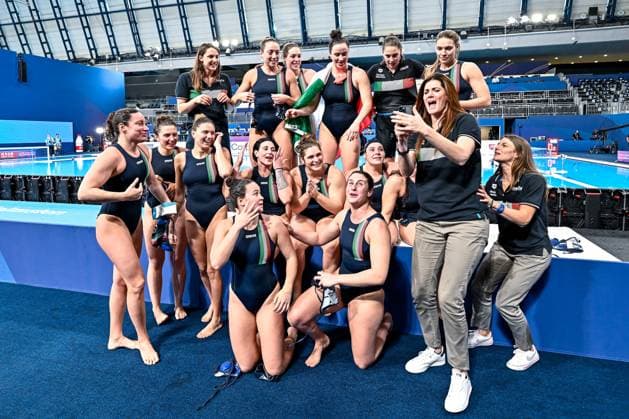Members of team Italy celebrate the Olympic qualification after the Water polo, Wasserball women classification 7th 8th place match between team Canada (white caps) and team Italy (blue caps) of the 21st World Aquatics Championships at the Aspire Dome in Doha (Qatar), February 16, 2024. GiorgioXScala