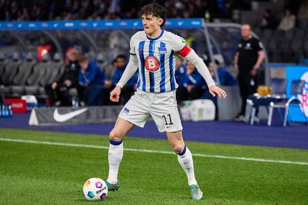 Fabian Reese (Hertha BSC, 11), GER, Hertha BSC vs. 1. FC Magdeburg, Fussball Herren, 2. Bundesliga, Saison 2023 2024, 22. Spieltag, 16.02.2024. (DFL REGULATIONS PROHIBIT ANY USE OF PHOTOGRAPHS AS IMAGE SEQUENCES AND OR QUASI - VIDEO). GER, Hertha BSC vs. 1. FC Magdeburg, Fussball Herren, 2. Bundesliga, Saison 2023 2024, 22. Spieltag, 16.02.2024. Berlin