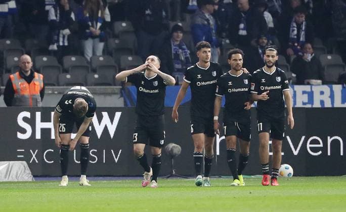 li. Baris Atik jubelt nach 0:1 Freude Emotion Jubel Fußball Fussball DFL 2.Bundesliga Herren 22.Spieltag Saison 2023 2024 16.02.2024 Hertha BSC Berlin vs. 1.FC Magdeburg FCM DFL regulations prohibit any use of photographs as image sequences and or quasi-video
