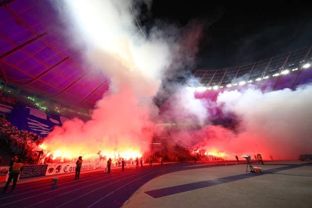 Sport Bilder des Tages 16.02.2024, xtgx, Fussball - 2.Bundesliga, Hertha BSC Berlin - 1.FC Magdeburg emspor, v.l. Symbolfoto, Symbolbild, Choreo, Fans Magdeburg (DFL DFB REGULATIONS PROHIBIT ANY USE OF PHOTOGRAPHS as IMAGE SEQUENCES and or QUASI-VIDEO) Berlin