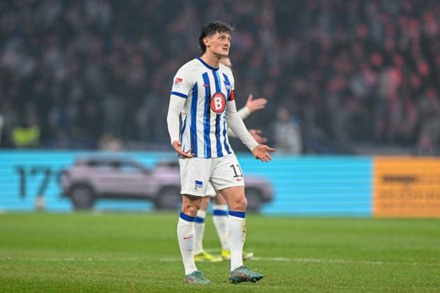 2. Bundesliga - Hertha BSC Berlin - 1. FC Magdeburg am 16.02.2024 im Olympiastadion in Berlin Fabian Reese (Hertha BSC Berlin) unzufrieden, enttäuscht, enttaeuscht, niedergeschlagen.