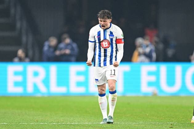 2. Bundesliga - Hertha BSC Berlin - 1. FC Magdeburg am 16.02.2024 im Olympiastadion in Berlin Jubel, Torjubel, Torschuetze, Torschütze Fabian Reese (Hertha BSC Berlin) jubelt nach seinemTor zum 1:1.