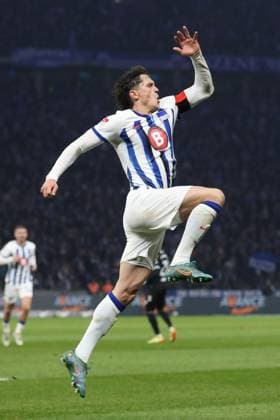 16.02.2024, xtgx, Fussball - 2.Bundesliga, Hertha BSC Berlin - 1.FC Magdeburg emspor, v.l. Fabian Reese (Hertha, 11) Jubel, Torjubel, jubelt ueber das Tor, celebrate the goal, celebration (DFL DFB REGULATIONS PROHIBIT ANY USE OF PHOTOGRAPHS as IMAGE SEQUENCES and or QUASI-VIDEO) Berlin
