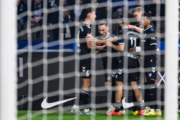 Tor, Treffer, drin, Jubel, Torjubel, Freude, Begeisterung, nach 0:1 Baris Atik (1.FC Magdeburg, 23), Hertha BSC - 1. FC Magdeburg, 2. Bundesliga, Fussball, DFB, Spielzeit 2023 2024, 22. Spieltag, Olympia - Stadion Berlin, DFB DFL REGULATIONS PROHIBIT ANY USE OF PHOTOGRAPHS AS IMAGE SEQUENCES AND OR QUASI-VIDEO, 16.02. 2024, Foto: HMB Media Uwe Koch