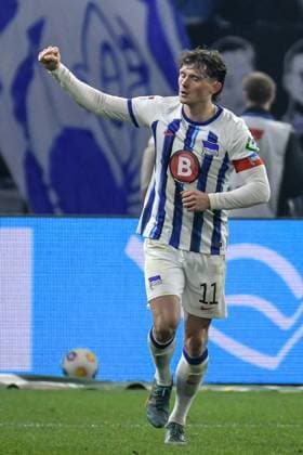 Fussball 2. Bundesliga, Hertha BSC - 1. FC Magdeburg 16.02.2024, xdanx, Fussball 2. Bundesliga, Hertha BSC - 1. FC Magdeburg, v.l. Fabian Reese (Hertha BSC 11),Jubel nach dem 3:2 (DFL DFB REGULATIONS PROHIBIT ANY USE OF PHOTOGRAPHS as IMAGE SEQUENCES and or QUASI-VIDEO) Foto: Daniel Lakomski Mix1 Berlin Olympiastadion Berlin Berlin Deutschland (DE)