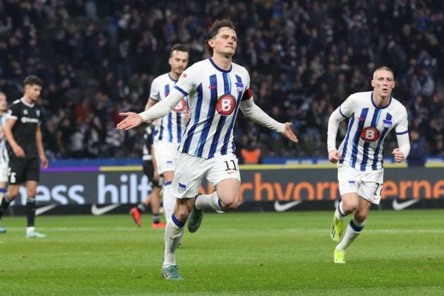 16.02.2024, xtgx, Fussball - 2.Bundesliga, Hertha BSC Berlin - 1.FC Magdeburg emspor, v.l. Fabian Reese (Hertha, 11) Jubel, Torjubel, jubelt ueber das Tor, celebrate the goal, celebration (DFL DFB REGULATIONS PROHIBIT ANY USE OF PHOTOGRAPHS as IMAGE SEQUENCES and or QUASI-VIDEO) Berlin