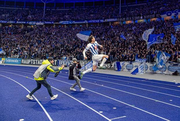 Fussball, Herren, Saison 2023 2024, 2. Bundesliga (22. Spieltag), Hertha BSC - 1. FC Magdeburg, Fabian Reese (Hertha BSC), Jubel nach Tor zum 3:2, 16.02. 2024,
