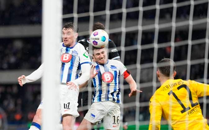 Germany, Berlin, 16.02.2024, Olympic Stadium, Hertha BSC vs 1.FC Magdeburg - 2. Bundesliga, Jonjoe Kenny (Hertha BSC) heads Berlin Olympic Stadium Berlin Germany