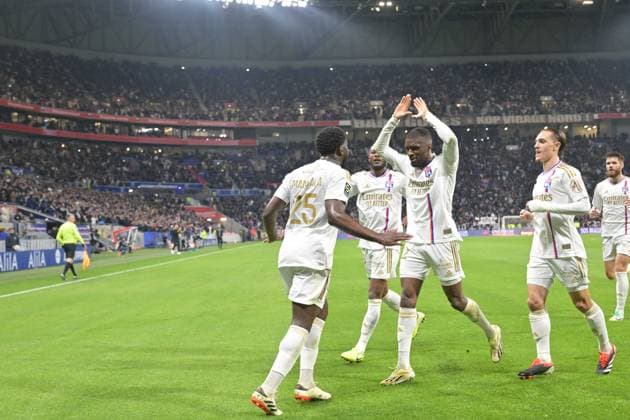 Joie de Orel Mangala et de ses coÃ quipiers (lyon) FOOTBALL: Olympique Lyonnais vs OGC Nice - Ligue 1 - 16 02 2024 FredericChambert Panoramic 