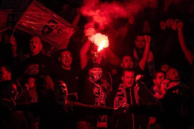 2. Fußball Bundesliga, Hertha BSC vs 1. FC Magdeburg. Berlin, 16.02.2024 1. FC Magdeburg Fans mit zünden Pyro Pyrotechnik 2. Fußball Bundesliga, Hertha BSC vs 1. FC Magdeburg, Olympiastadion, Berlin, 16.02.2024 DFL REGULATIONS PROHIBIT ANY USE OF PHOTOGRAPHS AS IMAGE SEQUENCES AND OR QUASI-VIDEO.