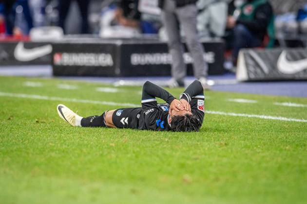 2. Fußball Bundesliga, Hertha BSC vs 1. FC Magdeburg. Berlin, 16.02.2024 Tatsuya Ito (1. FC Magdeburg, 37) Frustriert nach Niederlage 2. Fußball Bundesliga, Hertha BSC vs 1. FC Magdeburg, Olympiastadion, Berlin, 16.02.2024 DFL REGULATIONS PROHIBIT ANY USE OF PHOTOGRAPHS AS IMAGE SEQUENCES AND OR QUASI-VIDEO.