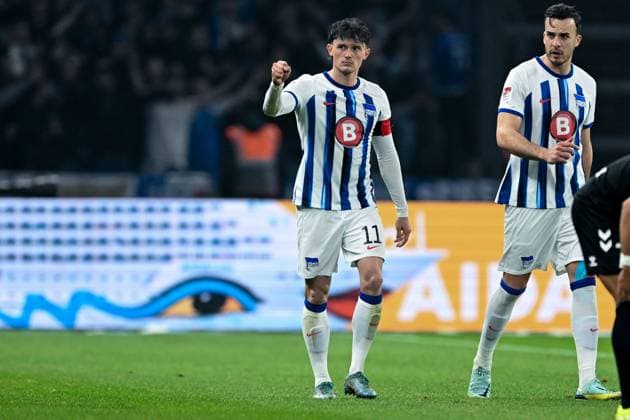 2. Bundesliga - Hertha BSC Berlin - 1. FC Magdeburg am 16.02.2024 im Olympiastadion in Berlin Jubel, Torjubel, Torschuetze, Torschütze Fabian Reese (Hertha BSC Berlin) jubelt nach seinemTor zum 1:1.