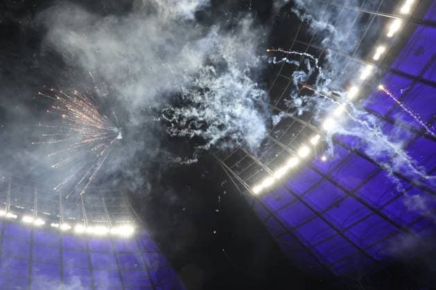 DEU, DFL, 2. FBL, Hertha BSC vs. 1.FC Magdeburg, 16.02.2024, Berliner Olympiastadion, Berlin, DEU, DFL, 2. FBL, Hertha BSC vs. 1.FC Magdeburg, im Bild Magdeburger-Fanblock, Pyro, Feuerwerk DFL - regulations prohibit any use of Photographs as image sequences and or quasi-video Foto: Juergen Engler nordphoto GmbH