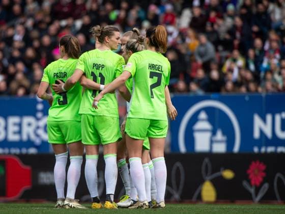 Alexandra Popp (VfL Wolfsburg, 11), Chantal Hagel (VfL Wolfsburg, 07), Ewa Pajor (VfL Wolfsburg, 09) jubeln ueber das Tor zum 1:2, GER, FC Nuernberg vs VfL Wolfsburg, Fussball Google Pixel Frauen Bundesliga, 14. Spieltag, Saison 2023 2024, 17.02.2024 DFB regulations prohibit any use of photographs as image sequences and or quasi-video GER, FC Nuernberg vs VfL Wolfsburg, Fussball Google Pixel Frauen Bundesliga, 14. Spieltag, Saison 2023 2024, 17.02.2024 Nuernberg Copyright: xEibner-Pressefoto Memmlerx EP_MMR
