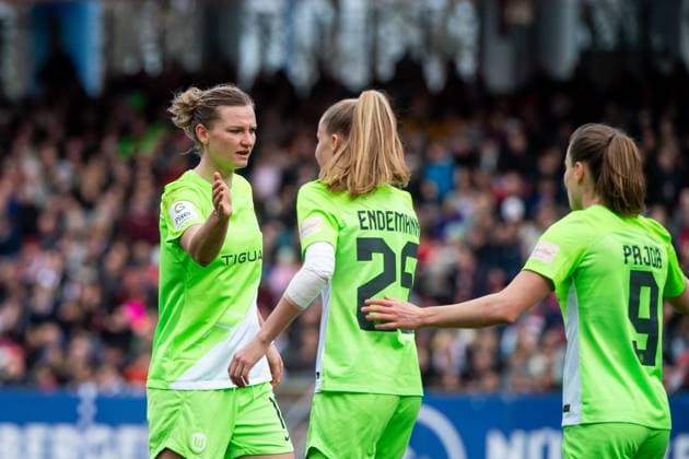 Alexandra Popp (VfL Wolfsburg, 11), Vivien Endemann (VfL Wolfsburg, 25), Ewa Pajor (VfL Wolfsburg, 09) jubeln ueber das Tor zum 1:3, GER, FC Nuernberg vs VfL Wolfsburg, Fussball Google Pixel Frauen Bundesliga, 14. Spieltag, Saison 2023 2024, 17.02.2024 DFB regulations prohibit any use of photographs as image sequences and or quasi-video GER, FC Nuernberg vs VfL Wolfsburg, Fussball Google Pixel Frauen Bundesliga, 14. Spieltag, Saison 2023 2024, 17.02.2024 Nuernberg Copyright: xEibner-Pressefoto Memmlerx EP_MMR