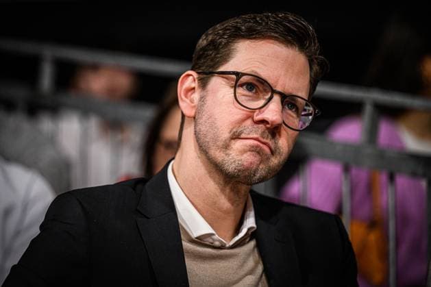 17.02.2024, BMW Park, Germany, Muenchen, Bamberg Baskets vs FC Bayern Muenchen - Halbfinale SIEGMUND TOP FOUR 2024, Sportdirektor Thorsten Leibenath (ratiopharm ulm) Schaut (Foto H. Langer) BMW Park Muenchen Germany *** 17 02 2024, BMW Park, Germany, Muenchen, Bamberg Baskets vs FC Bayern Muenchen semi-final SIEGMUND TOP FOUR 2024, Sports Director Thorsten Leibenath ratiopharm ulm Schaut Foto H Langer BMW Park Muenchen Germany 541_BAMFCB20240218_035 Langer-541
