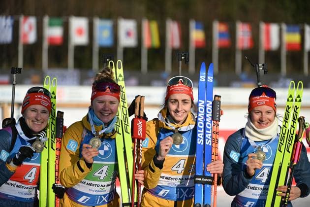 Bilder des Jahres 2024, Sport 02 Feburar Sport Themen der Woche KW07 Sport Bilder des Tages From left Franziska Preuss, Vanessa Voigt, Selina Grotian, Janina Hettich-Walz of Germany celebrate bronze medal after the Women s 4x6 km relay race during the Biathlon World Championships 2024, in Nove Mesto na Morave, Zdar district, Vysocina Region, Czech Republic, February 17, 2024. (CTKxPhoto MichalxKamaryt) CTKPhotoP2024021703687  CTKPhotoP2024021703687