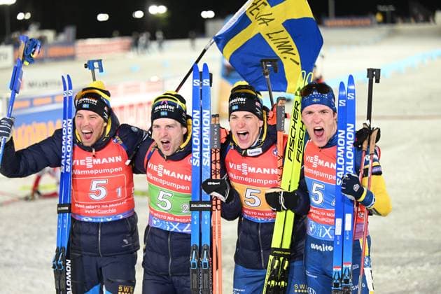 Sport Themen der Woche KW07 Sport Bilder des Tages NOVE MESTO NA MORAVE, TJECKIEN 20240217 Sveriges lag med Viktor Brandt, Jesper Nelin, Martin Ponsiluoma och Sebastian Samuelsson vinner guld under herrarnas stafett 4x7,5 km vid skidskytte-VM i Tjeckien. ***Bilden ingar i SPORTPAKET. För övriga BETALBILD*** NOVE MESTO NA MORAVE TJECKIEN x10080x *** NOVE MESTO NA MORAVE, CZECH REPUBLIC 20240217 Swedens team with Viktor Brandt, Jesper Nelin, Martin Ponsiluoma and Sebastian Samuelsson wins gold in the mens 4x7.5 km relay at the Biathlon World Championships in the Czech Republic Picture included in SPORT PACKAGE For others PAYING PICTURE NOVE MESTO NA MORAVE CZECH REPUBLIC x10080x  Copyright: xFredrikxSandberg TTx SKIDSKYTTE-VM 2024 STAFETT HERR