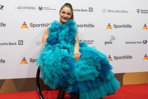 Bilder des Jahres 2024, Sport 02 Feburar Sport Themen der Woche KW07 Kristina Vogel (Ehemalige Bahnradsportlerin), GER, Sporthilfe, Ball des Sports in Frankfurt am Main, 17.02.2024. GER, Sporthilfe, Ball des Sports in Frankfurt am Main, 17.02.2024. Frankfurt *** Kristina Vogel Former track cyclist , GER, Sporthilfe, Ball des Sports in Frankfurt am Main, 17 02 2024 GER, Sporthilfe, Ball des Sports in Frankfurt am Main, 17 02 2024 Frankfurt Copyright: xEibner-Pressefoto FlorianxWieganx EP_FWD
