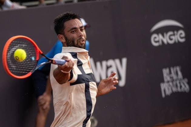 (240218) -- RIO DE JANEIRO, Feb. 18, 2024 -- Genaro Alberto Olivieri of Argentina hits a return to Joao Lucas Reis da Silva of Brazil during the 1st round qualifying at the 2024 ATP500 Rio Open at Jockey Club Brasileiro in Rio de Janeiro, Brazil, Feb. 17, 2024. ) (SP)BRAZIL-RIO DE JANEIRO-TENNIS-ATP500-RIO OPEN WangxTiancong 