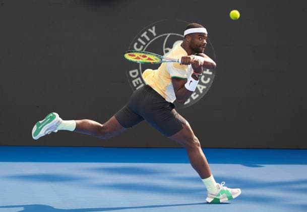 February 17, 2024, Delray Beach, Florida, United States: DELRAY BEACH, FL - FEBRUARY 17: Frances Tiafoe (USA) in action during the semi-finals of the 2024 Delray Beach Open on February 17, 2024, at the Delray Beach Tennis Center in Delray Beach, FL. Delray Beach United States - ZUMApa3_ 0414747703st Copyright: xAndrewxPatronx