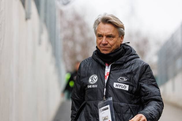 Horst Steffen (Trainer SV 07 Elversberg), SV Elversberg vs VFL Osnabrueck, Fussball, 2. Bundesliga, 20. Spieltag, Saison 2023 2024, 18.02.2024 SV Elversberg vs VFL Osnabrueck, Fussball, 2. Bundesliga, 20. Spieltag, Saison 2023 2024, 18.02.2024 Elversberg