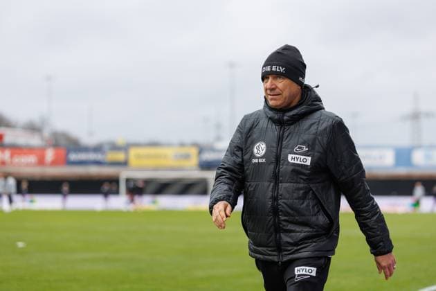 Horst Steffen (Trainer SV 07 Elversberg), SV Elversberg vs VFL Osnabrueck, Fussball, 2. Bundesliga, 20. Spieltag, Saison 2023 2024, 18.02.2024 SV Elversberg vs VFL Osnabrueck, Fussball, 2. Bundesliga, 20. Spieltag, Saison 2023 2024, 18.02.2024 Elversberg