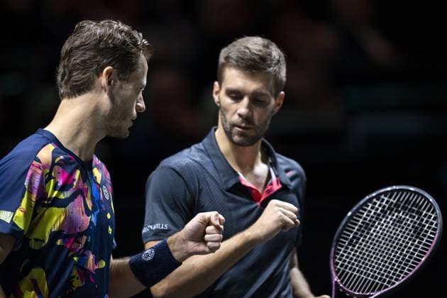 ROTTERDAM - Wesley Koolhof (NED) and Nikola Mektic (CRO) in action against Robin Haase and Botic van de Zandschulp on the last day of the ABN AMRO Open tennis tournament in Ahoy. ANP SANDER KONING ABN AMRO Open 2024 xVIxANPxSportx xxANPxIVx 491425630 originalFilename: 491425630.jpg
