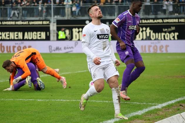 18.02.2024, Fussball, Herren, 2.Bundesliga , 22. Spieltag, Saison 2023 2024, SV 07 Elversberg - VfL Osnabrück, Luca Schnellbacher (SV 07 Elversberg) Elversberg Ursapharm-Arena an der Kaiserlinde Saarland Deutschland (DE)