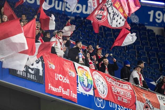 Google Pixel Frauen-Bundesliga 14. Spieltag: MSV Duisburg - 1. FC Köln; 18.02.2024 Fans von 1. FC Köln Google Pixel Frauen-Bundesliga 14. Spieltag: MSV Duisburg - 1. FC Köln; Schauinsland-Reisen-Arena; Duisburg; 18.02.2024 DFB DFL REGULATIONS PROHIBIT ANY USE OF PHOTOGRAPHS AS IMAGE SEQUENCES AND OR QUASI-VIDEO Copyright: xBEAUTIFULxSPORTS Buriakovx