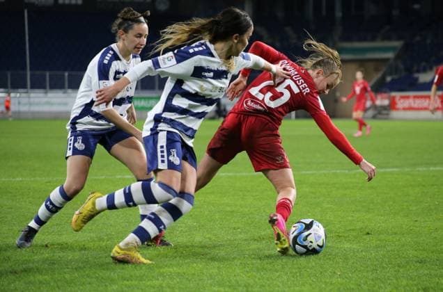 18.02.2024, xgrfx, Fussball 1.Bundesliga Damen, MSV Duisburg Damen - 1.FC Köln Damen emspor, v.l. Laura Donhauser (1.FC Köln) (DFL DFB REGULATIONS PROHIBIT ANY USE OF PHOTOGRAPHS as IMAGE SEQUENCES and or QUASI-VIDEO) Duisburg